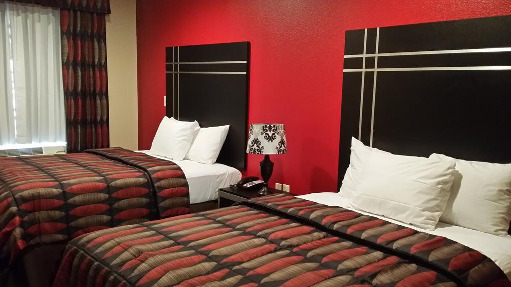 Texan Inn And Suites Tilden Oda fotoğraf